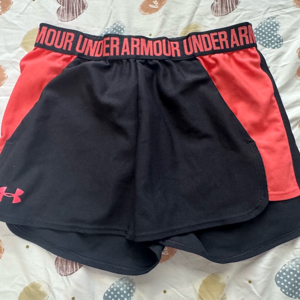 Under Armour Women's small shorts